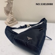 블랙프레임공장 프라다 리나일론 및 가죽 백팩 37.5*10*26.5cm 2VZ092 2컬러