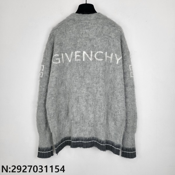 GTR공장 지방시 23FW 모노그...