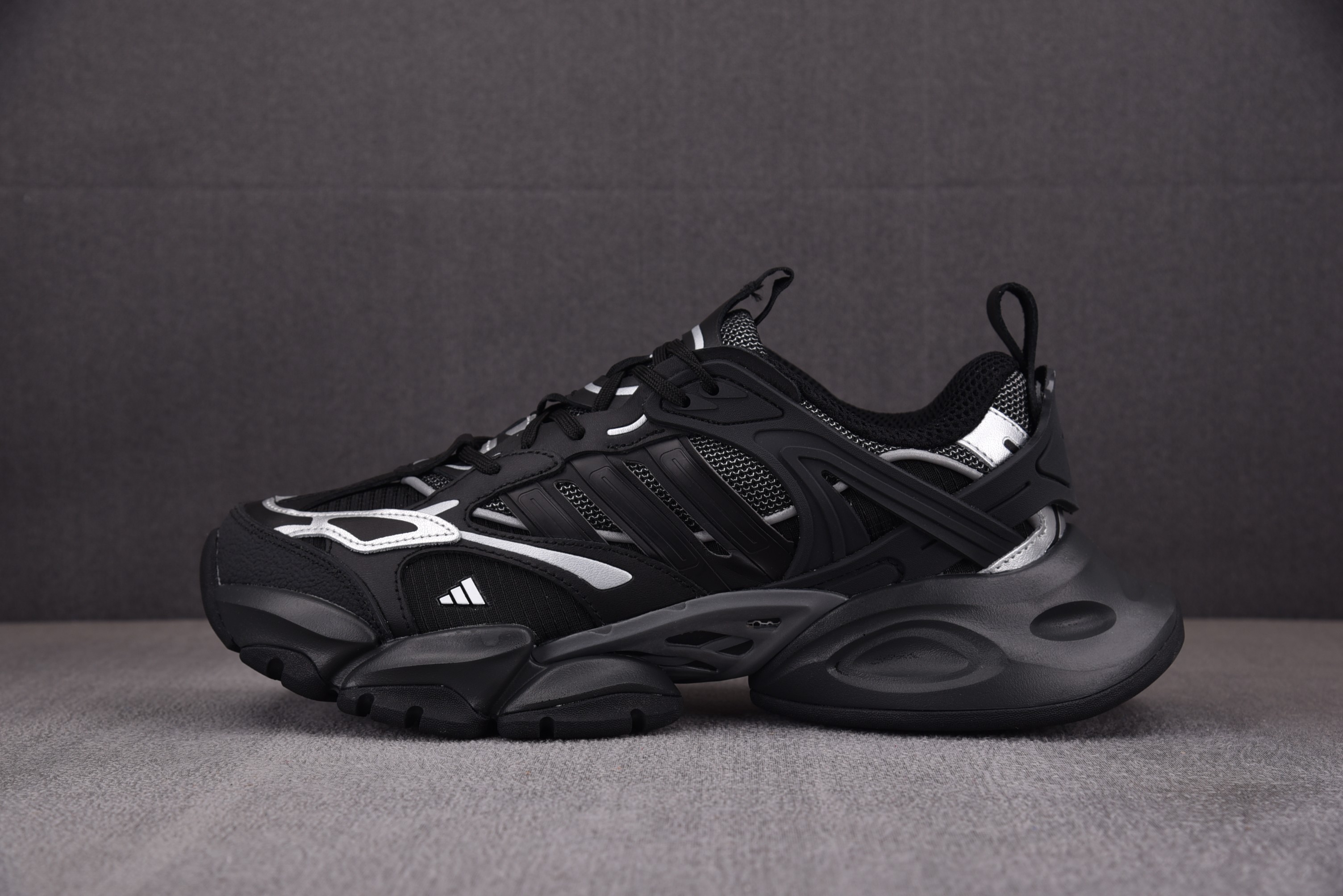 【纯原】AD XLG Runner Deluxe 黑色 IH0700 아디다스