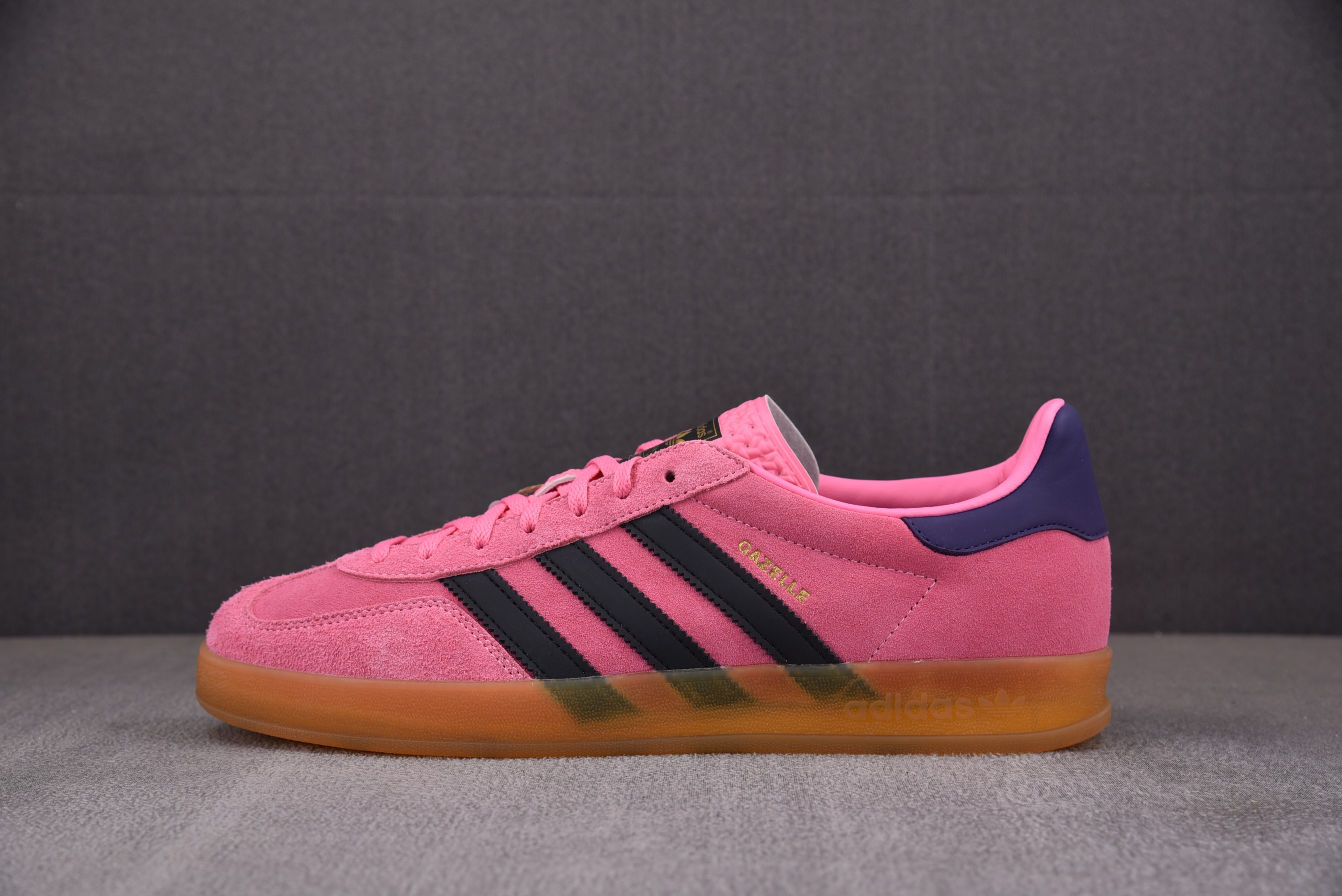 【M】AD Originals Gazelle Indoor 粉黑 IE7002 아디다스