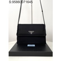 블랙프레임공장 프라다 미디엄 리나일론 패딩 숄더백 블랙 1BD255 30*21.5*12cm 