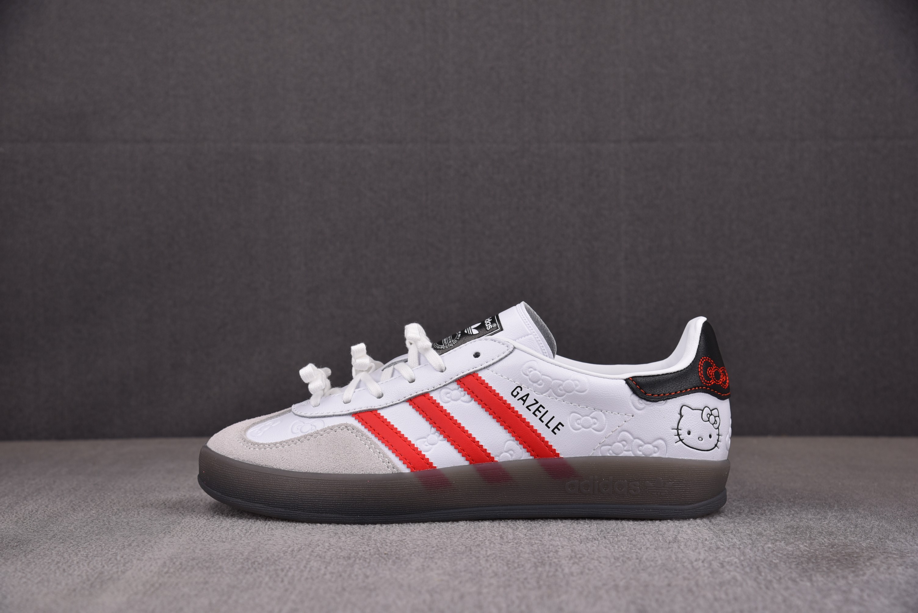 【纯原】AD Gazelle Indoor W Hello Kitty 凯蒂猫 II0013 아디다스