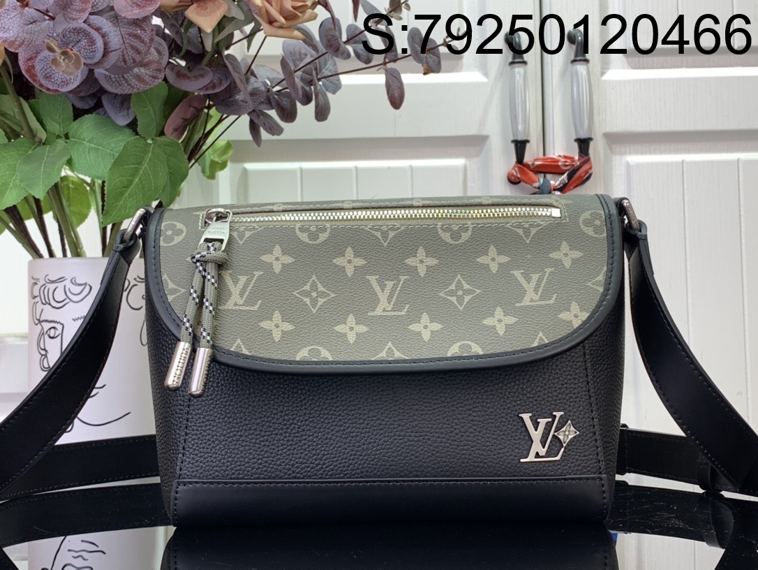 [88factory] 루이비통 펄스 웨어러블 월렛 카키 블랙 M12615 26.6*17*11cm 