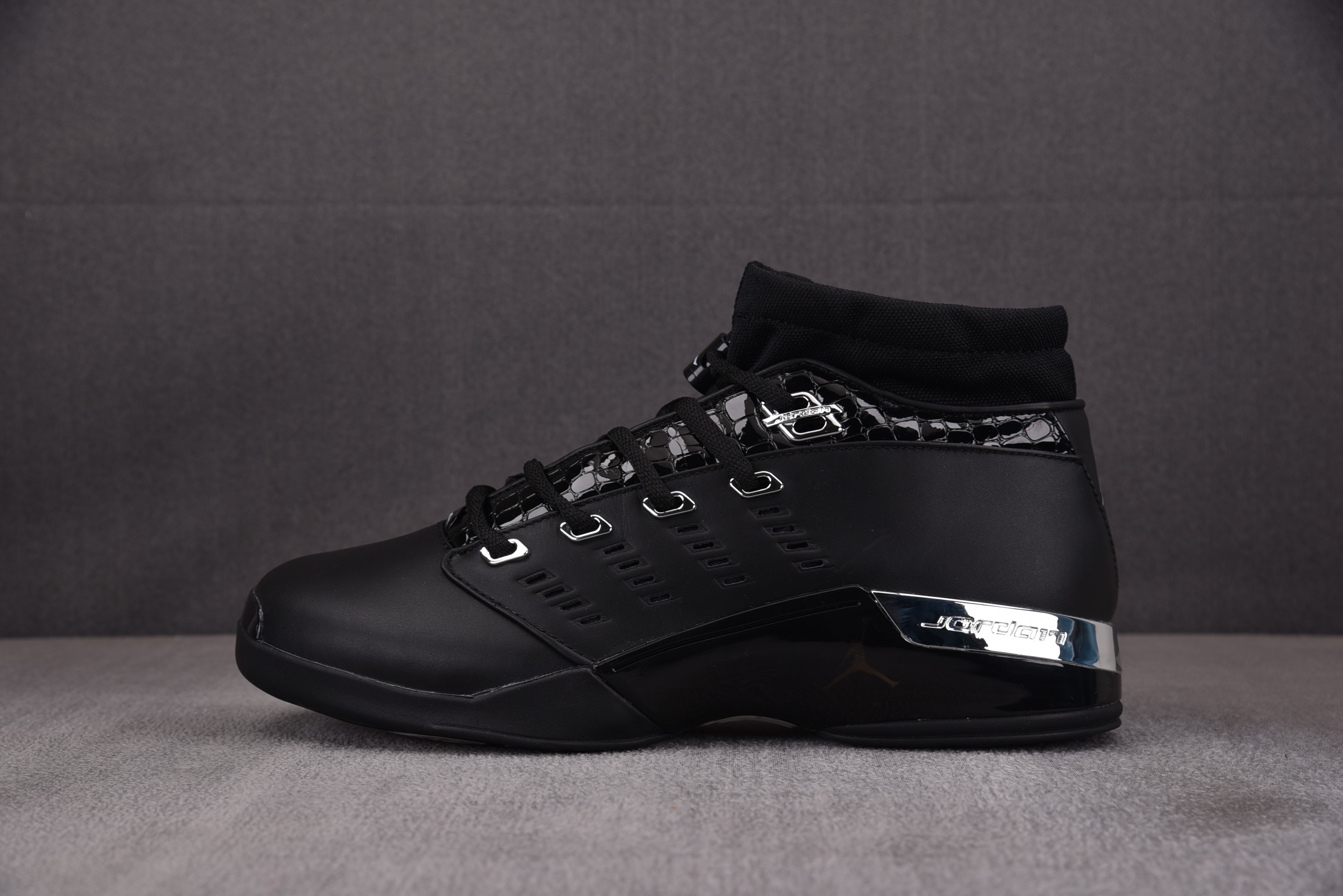 [DG]나이키 에어 조던 Air Jordan 17 OG Low Black Chrome 로우 크롬 블랙 303891-004