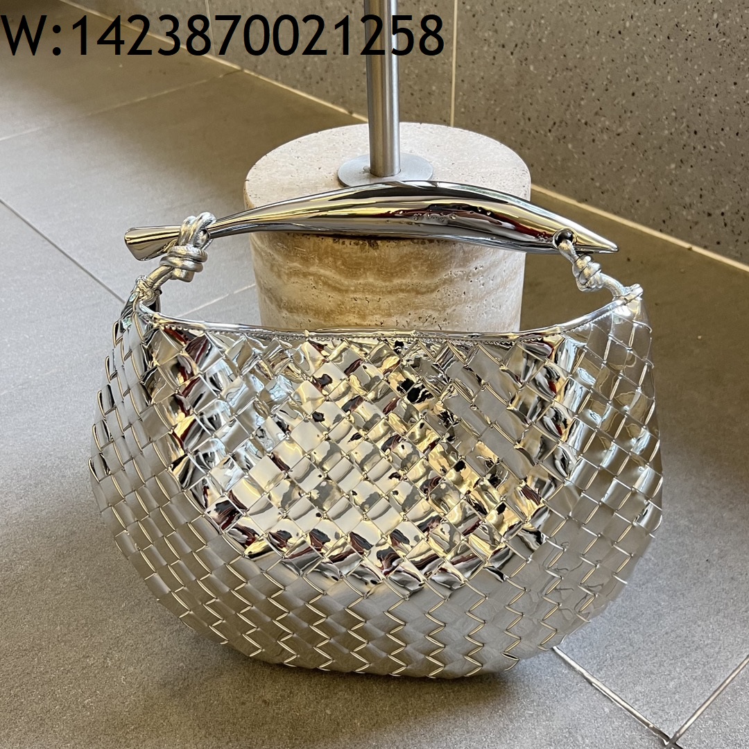징 팩토리 보테가베네타 사르딘 716082 실버 33*20*4cm