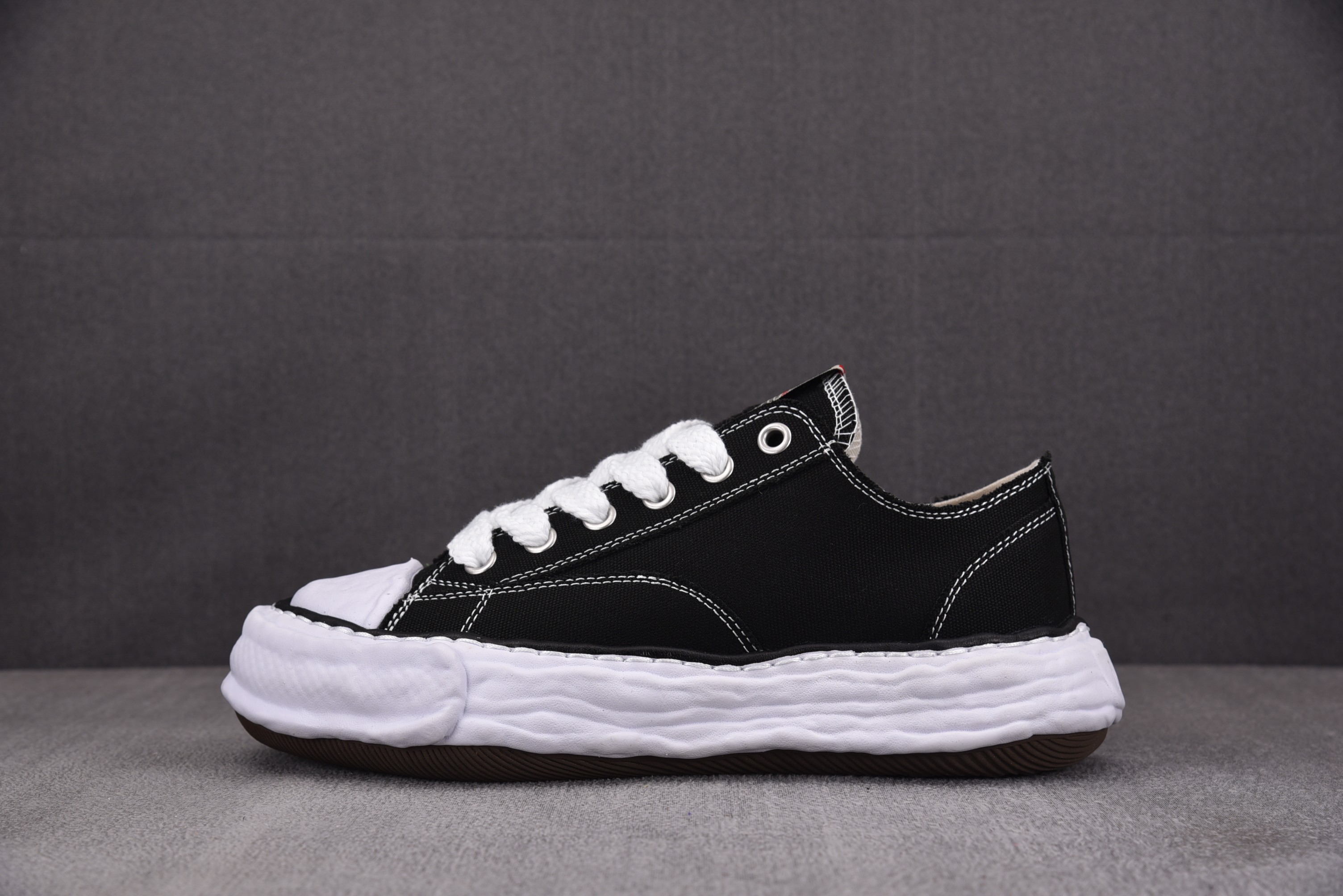 미하라 야스히로 OG Sole 블랙 화이트 NO.801