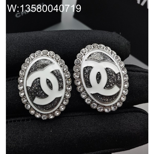 AGG 샤넬 불규칙 CC로고 큐빅 귀걸이