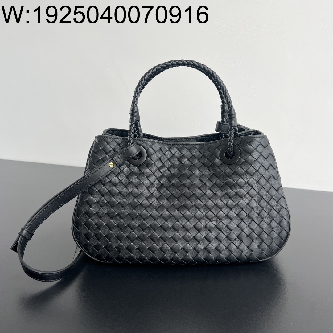 징 팩토리 보테가베네타 바스켓 836261 31*18.5*16cm 블랙