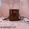 [JHL] 미우미우 나플락 페이턴트 레더 파우치 팔리샌더 5NF460 17*14*6cm