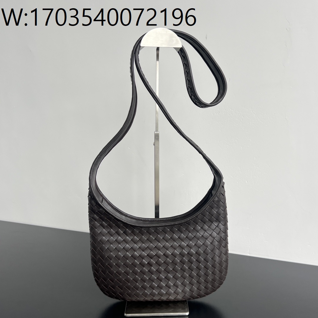 징 팩토리 보테가베네타 스몰 베네토 폰단트 836918 27*17*2.5cm