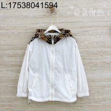 [AC아동복] 버버리 뒷면 체크 이음 바람막이 화이트 (품절)