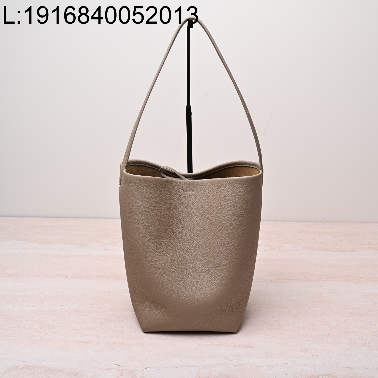 [켄달공장] 더 로우 NS 파크 토트백 밀크티 미디엄 17*15.5*28.5cm