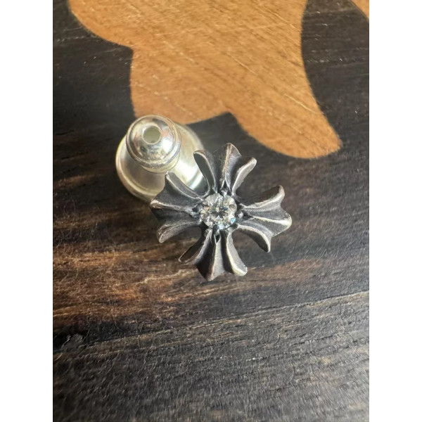 [auk 셀러] Chrome Hearts (추정) 925실버 모아산 다이아몬드 크로스 플라워 이어링