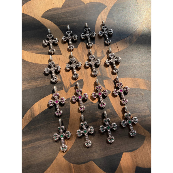 [auk 셀러] Chrome Hearts 크롬하츠 미니 플레임 크로스 925 실버 펜던트