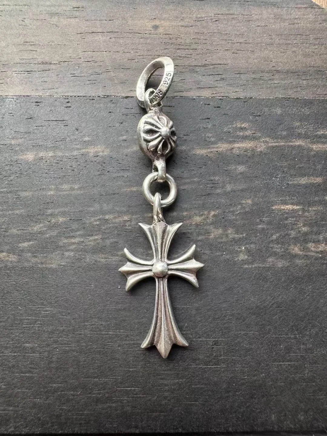 [auk 셀러] Chrome Hearts 925실버 크롬 싱글볼 타이니 E 펜던트