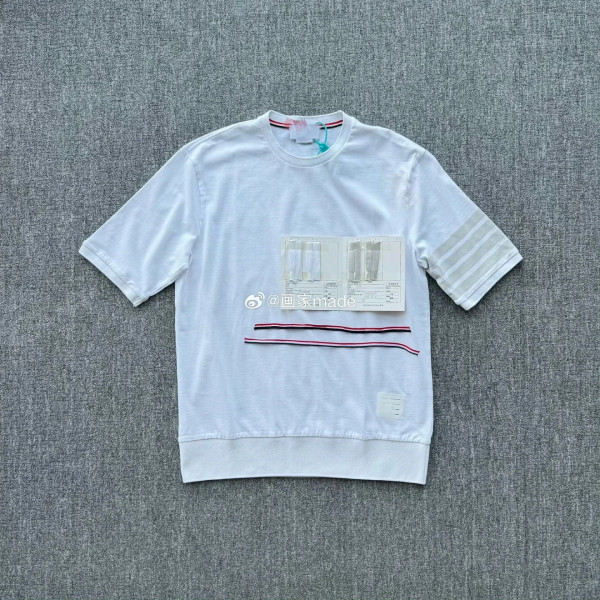 [화가셀러] Thom Browne 톰브라운 TB 사선 스트라이프 반팔 티셔츠