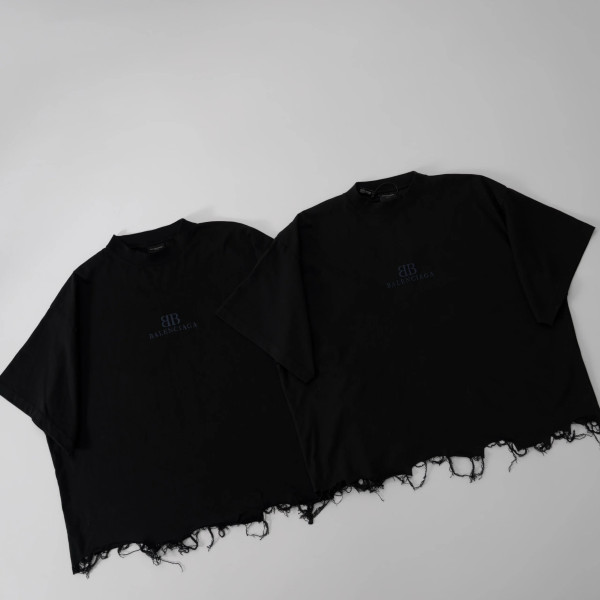 [콜라셀러] Balenciaga 발렌시아가 더블B 자수 데미지 반팔 티셔츠